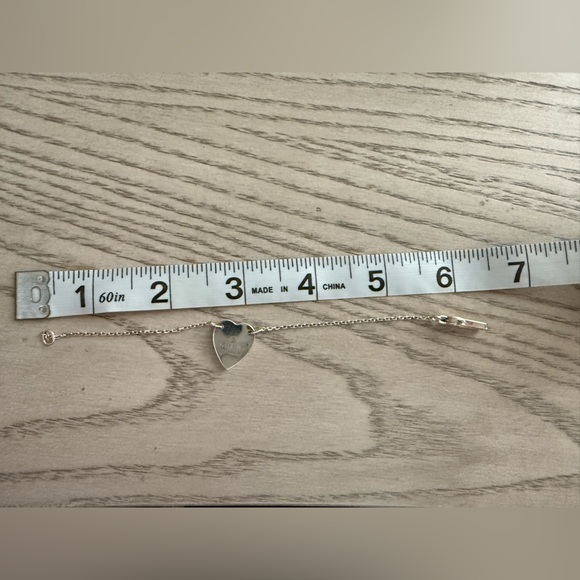 Gucci TRADEMARK BRACELET WITH HEART PENDANT - Picture 4 of 4